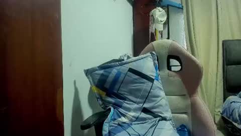 Snapshot of sexmilkdirty chatting on 9, 7, 2026 sexmilkdirty online show from 9, 7, 2026