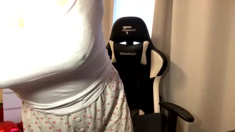 Snapshot of sexmoon11 chatting on 28, 2, 2025 My name is Mia whats yours online show from 28, 2, 2025