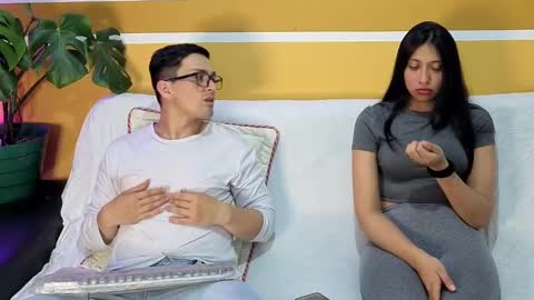 Snapshot of sexquarantine_2020 chatting on 5, 11, 2025 KhidaMilo online show from 5, 11, 2025