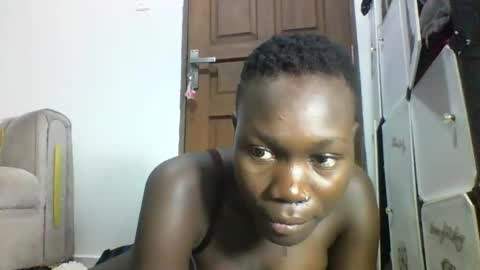 sexqueen02 online show from 16, 9, 2025