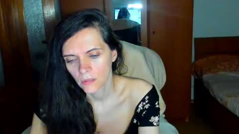 Snapshot of sexqueen1111 chatting on 12, 10, 2025 sexqueen1111 online show from 12, 10, 2025