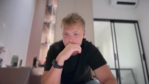 Snapshot of sexual_sbotage chatting on 7, 3, 2026 Max Leman online show from 7, 3, 2026