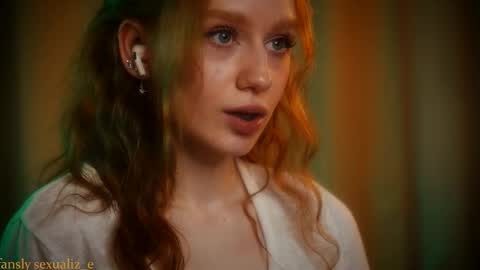 Snapshot of sexualiz_e chatting on 31, 10, 2025 Liz online show from 31, 10, 2025