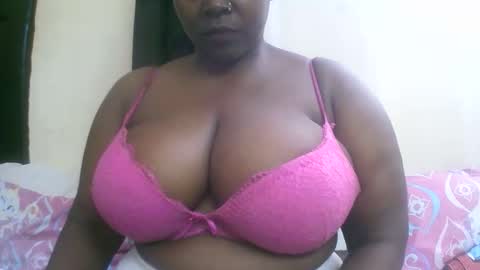 Snapshot of sexxi_ebony chatting on 9, 4, 2026 sexxi_ebony online show from 9, 4, 2026