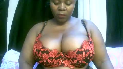 Snapshot of sexxi_ebony chatting on 15, 4, 2026 sexxi_ebony online show from 15, 4, 2026
