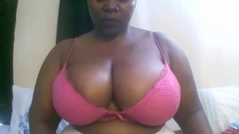 Snapshot of sexxi_ebony chatting on 22, 4, 2026 sexxi_ebony online show from 22, 4, 2026