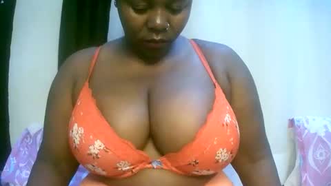 Snapshot of sexxi_ebony chatting on 27, 4, 2026 sexxi_ebony online show from 27, 4, 2026