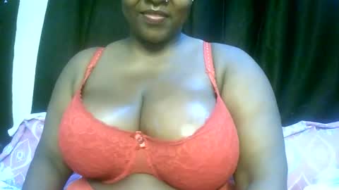 Snapshot of sexxi_ebony chatting on 2, 5, 2026 sexxi_ebony online show from 2, 5, 2026