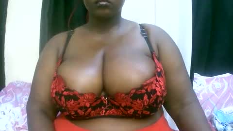 Snapshot of sexxi_ebony chatting on 18, 5, 2026 sexxi_ebony online show from 18, 5, 2026