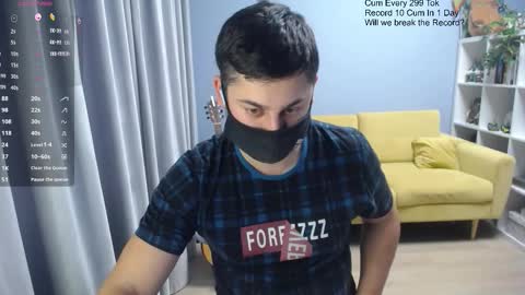 Snapshot of sexxxdickbig chatting on 19, 2, 2026 Tommy online show from 19, 2, 2026