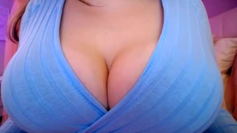 Snapshot of sexxxyprincess chatting on 18, 11, 2025 Princess online show from 18, 11, 2025