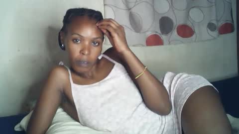 Snapshot of sexxy_curvy23 chatting on 5, 1, 2026 sexxy_curvy23 online show from 5, 1, 2026