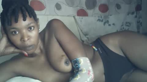 Snapshot of sexxy_curvy23 chatting on 8, 3, 2026 sexxy_curvy23 online show from 8, 3, 2026