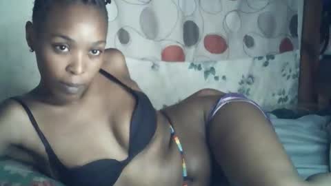 Snapshot of sexxy_curvy23 chatting on 26, 3, 2026 sexxy_curvy23 online show from 26, 3, 2026