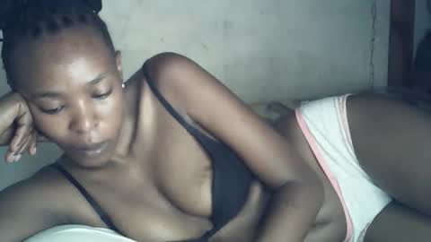 Snapshot of sexxy_curvy23 chatting on 5, 4, 2026 sexxy_curvy23 online show from 5, 4, 2026