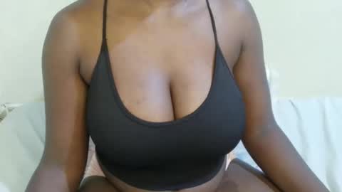 sexxy_maya1 online show from 30, 4, 2026
