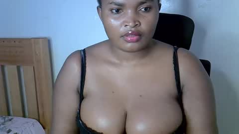 Snapshot of sexxyebony254 chatting on 5, 2, 2026 sexxyebony254 online show from 5, 2, 2026