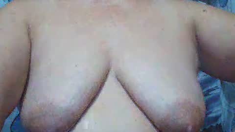 Snapshot of sexxyicee69 chatting on 3, 3, 2025 misslovely j online show from 3, 3, 2025