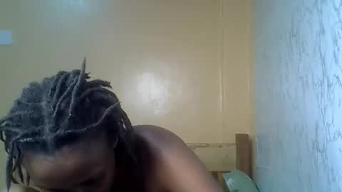 Snapshot of sexxyjey_ chatting on 21, 10, 2025 sexxyjey_ online show from 21, 10, 2025