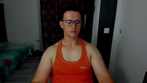 Snapshot of sexxymuscles4u chatting on 9, 9, 2025 Sexxymuscles4U online show from 9, 9, 2025