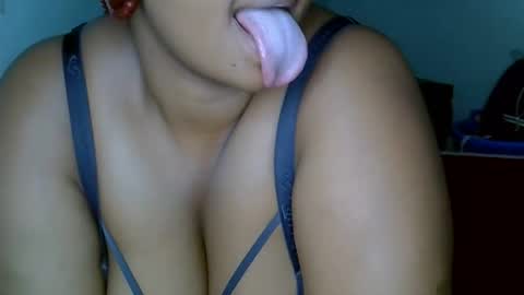 sexxyneil_ online show from 29, 9, 2025
