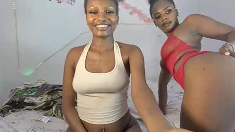 Snapshot of sexxypixie chatting on 10, 4, 2026 sexxypixie online show from 10, 4, 2026