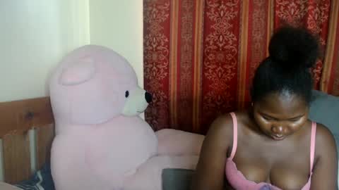 Snapshot of sexxypritty chatting on 30, 9, 2025 sexxypritty online show from 30, 9, 2025