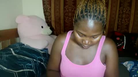Snapshot of sexxypritty chatting on 12, 10, 2025 sexxypritty online show from 12, 10, 2025