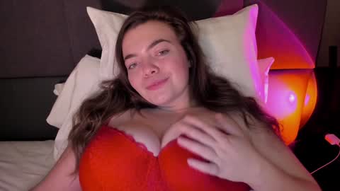 Snapshot of sexy__lizzy__ chatting on 1, 1, 2025 Hello dear. I will be glad to meet you. see you soon. online show from 1, 1, 2025