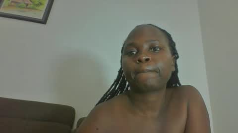 Snapshot of sexy_africangirl chatting on 12, 11, 2025 Sexy Africangirl online show from 12, 11, 2025