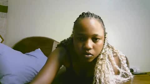 Snapshot of sexy_ariana_2 chatting on 8, 3, 2025 Ariana online show from 8, 3, 2025
