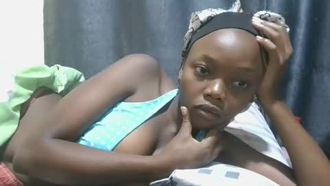 Snapshot of sexy_banny21 chatting on 10, 2, 2026 sexy_banny21 online show from 10, 2, 2026