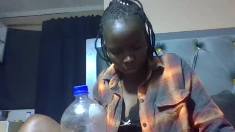 Snapshot of sexy_batush04 chatting on 8, 4, 2026 sexy_batush04 online show from 8, 4, 2026