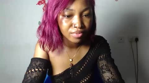 Snapshot of sexy_bluey247 chatting on 2, 12, 2025 sexy_bluey247 online show from 2, 12, 2025