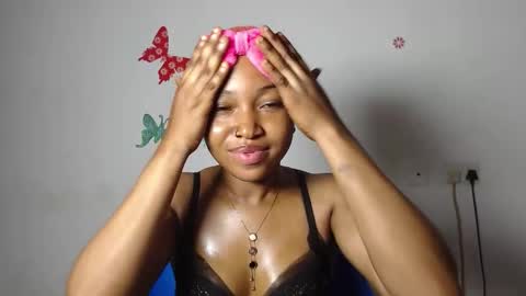 Snapshot of sexy_bluey247 chatting on 3, 12, 2025 sexy_bluey247 online show from 3, 12, 2025