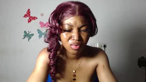 Snapshot of sexy_bluey247 chatting on 18, 12, 2025 sexy_bluey247 online show from 18, 12, 2025