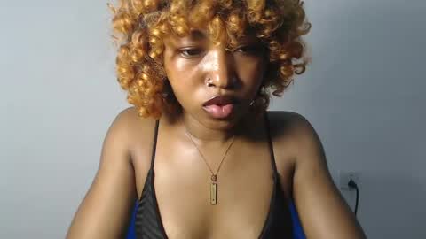 sexy_bluey247 online show from 14, 4, 2026