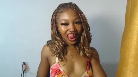 sexy_bluey247 online show from 13, 5, 2026