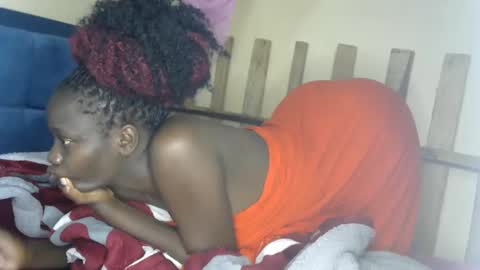 sexy_butty01 online show from 11, 11, 2025