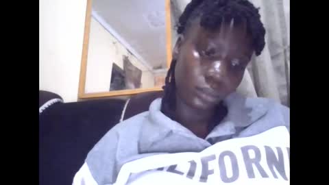 sexy_butty01 online show from 3, 4, 2026