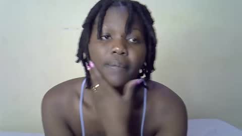 Snapshot of sexy_butty6 chatting on 13, 9, 2025 sexy_butty6 online show from 13, 9, 2025