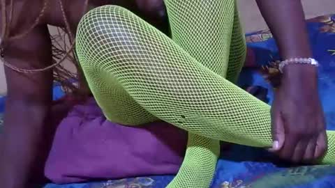 Snapshot of sexy_candy9 chatting on 20, 9, 2025 sexy_candy9 online show from 20, 9, 2025