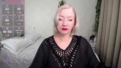 Snapshot of sexy_cat00 chatting on 18, 12, 2025 Irena online show from 18, 12, 2025