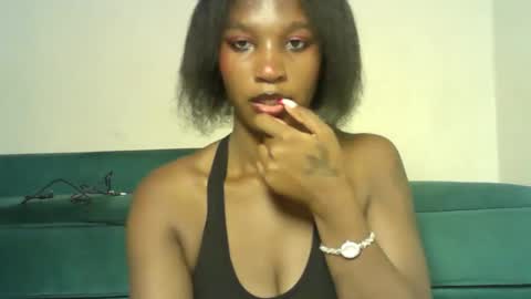 sexy_chocoy05 online show from 17, 11, 2025