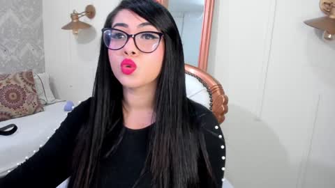  C R I S T A L  online show from 22, 1, 2025