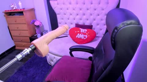  C R I S T A L  online show from 18, 1, 2026