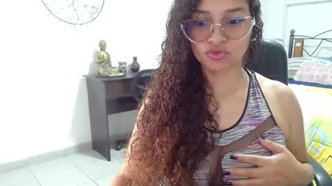 danna gomez online show from 20, 2, 2025