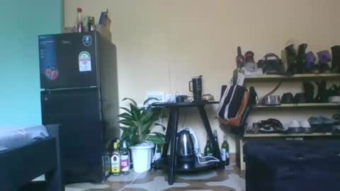 Snapshot of sexy_ebony_princess chatting on 28, 9, 2025 Trina online show from 28, 9, 2025