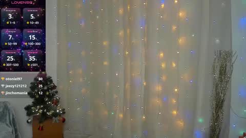 Snapshot of sexy_emeli chatting on 25, 12, 2024 MY ONLYFANS page is back - online show from 25, 12, 2024