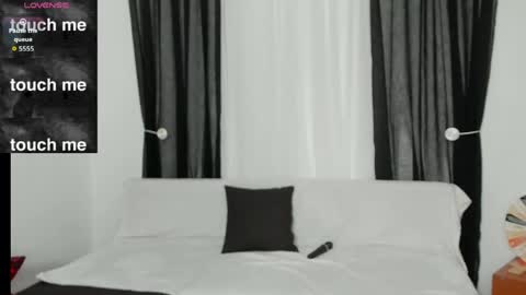 Snapshot of sexy_emeli chatting on 20, 4, 2026 MY ONLYFANS page is back - online show from 20, 4, 2026